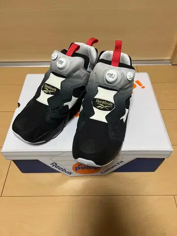 리복 인스타펌프 퓨리