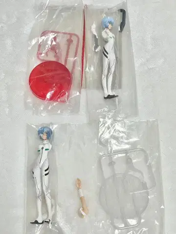 미개봉 새상품 에반게리온 아야나미 레이 피규어 2세트