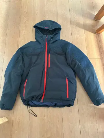 BLUEBLUE 후드 부착 다운 자켓 네이비