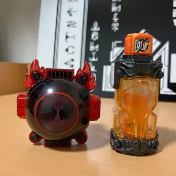 가면라이더 고스트 토우 씨 부스트 & 가면라이더 빌드 후드티 보틀