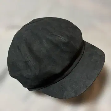 ORSIVAL FAUX LEATHER CASQUETTE