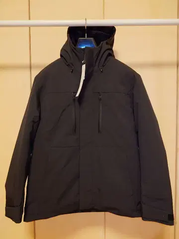 유니클로 하이브리드 다운 파카 M 사이즈 블랙