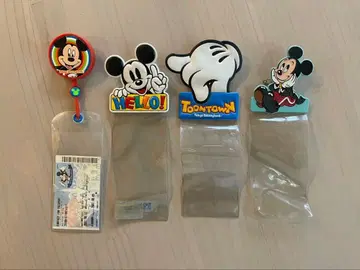 미키마우스 스트랩 포함 ID 카드 홀더