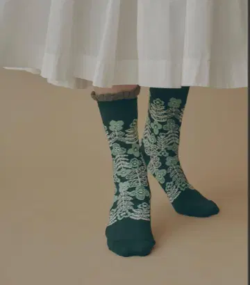 미나 페르호넨 양말 swing garden