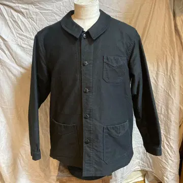 블랙 커버올 버튼 포함