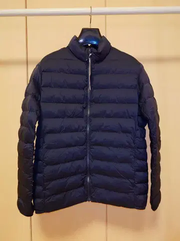 유니클로 퍼프 테크 자켓 L 사이즈 네이비