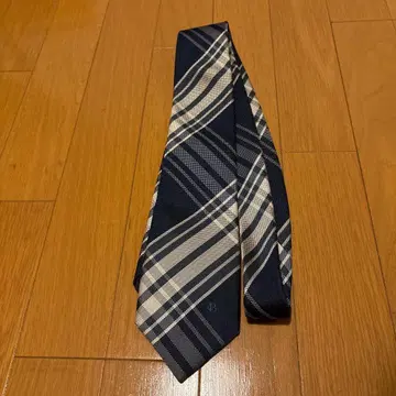 BLACK LABEL CRESTBRIDGE 넥타이 네이비 계열 체크 무늬