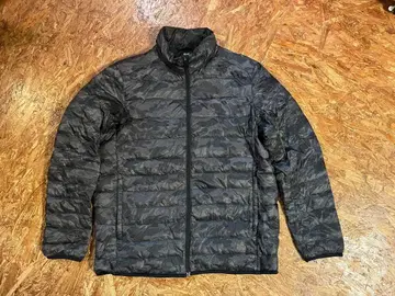 유니클로 울트라 라이트 다운 남성용 XL 그레이 카모플라주 패턴