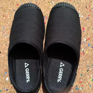 GERRY 블랙 슬립온