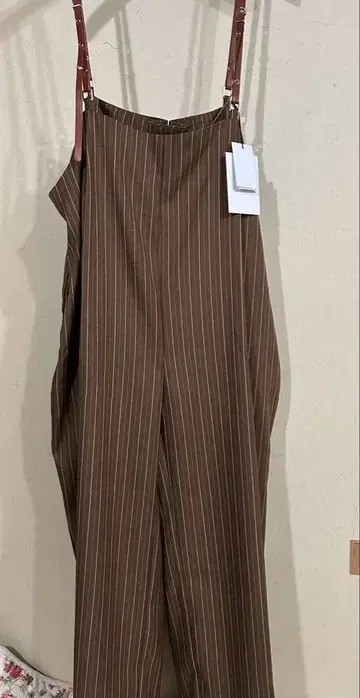 브라운 스트라이프 살로펫 미사용 택 포함