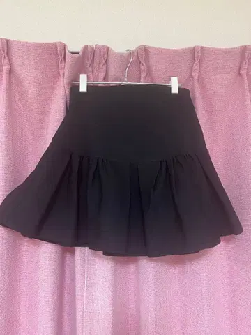 블랙 플레어 스커트 뒷 지퍼