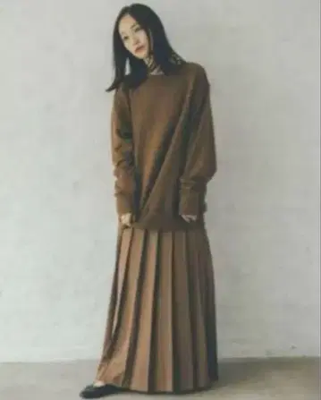 주말 가격 인하 hella 플리츠 볼륨 스커트