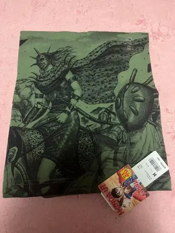 킹덤 UNIQLO 콜라보 UT T셔츠 산의 민족