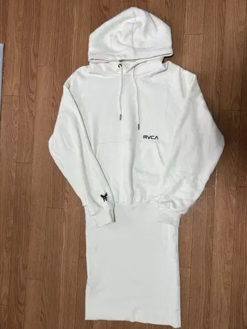 [ RVCA ] 후드티 타이트 원피스