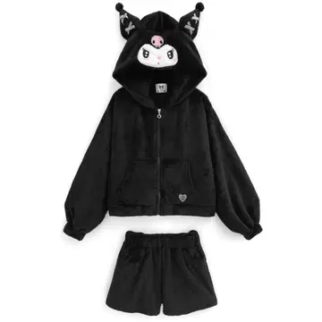 산리오 캐릭터즈 쿠로미 후드티 x 숏팬츠 셋업