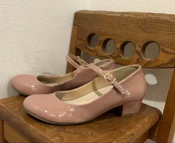 착용 횟수 적음 BY 키다리 아저씨 원 스트랩 펌프스 (핑크) 24cm