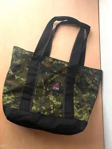 Overland 오버랜드 카모 패턴 토트백