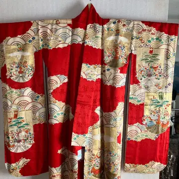 빨간색 계열의 후리소데