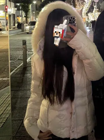 EMMATAMES 화이트 퍼 포함 다운 자켓 y2k