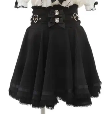 LIZLISA 볼륨 플레어 스커트 블랙 프리 사이즈