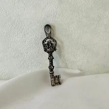 소칼로 키탑 펜던트탑