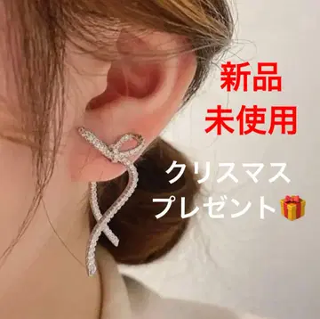 디자인 귀걸이 리본 실버 비대칭 [새상품] 크리스마스 선물로