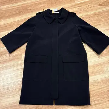 FOXEY NEW YORK 다크 네이비 코트