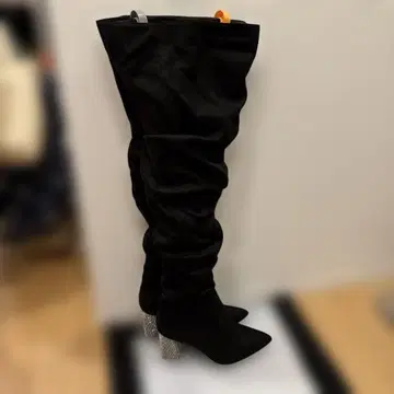 [ 새상품 ] SHEIN 블랙 스웨이드 오버니 부츠