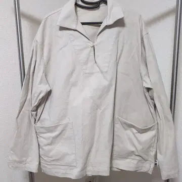 CONFACT 베이지 상의 사이즈 3