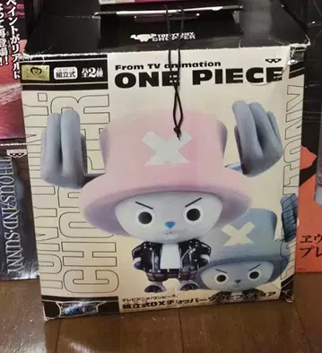 원피스 초파 DX 피규어 프라이스 상자 손상 있음