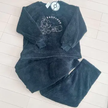 새상품 포켓몬 카누짱 복슬복슬 파자마 룸웨어 L