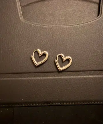 양쪽 귀용 귀걸이 하트