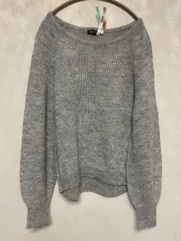 [ 새상품급 ] 인디비 INDIVI 모헤어 니트 비즈 라이트 그레이 38