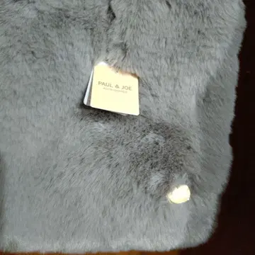 PAUL & JOE 인조 모피 스카프 그레이