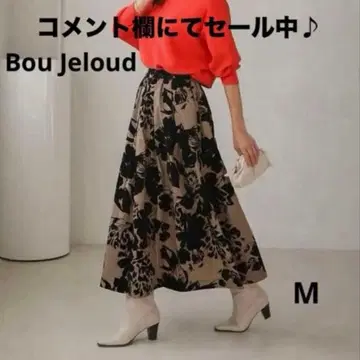 [ 새상품급 ] Bou Jeloud 꽃무늬 플로키 패턴 스커트 허리밴딩