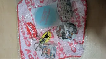 Creepy Nuts 가챠 세트