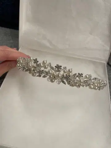 ANNAN WEDDING 티아라