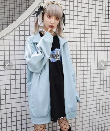 SPINNS 소매 라인 빅 저지 하프 팬츠 셋업 색스