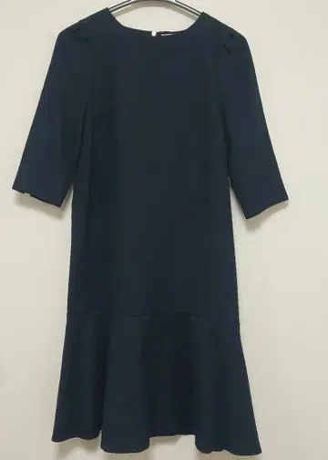 [ 미사용 ] 네이비 반팔 플레어 원피스