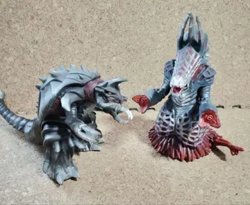 구 울트라 괴수 시리즈 산드로 스코피스 소프트 비닐 2체 세트