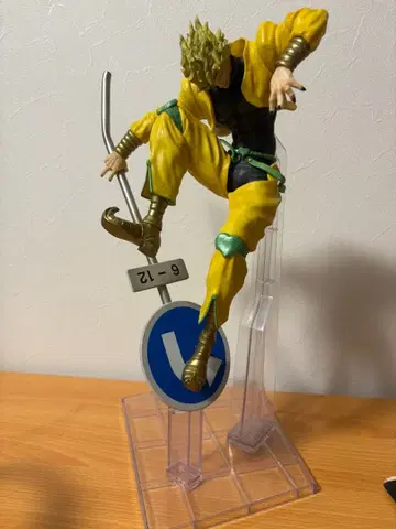 죠죠의 기묘한 모험 제일복권 DIO 피규어