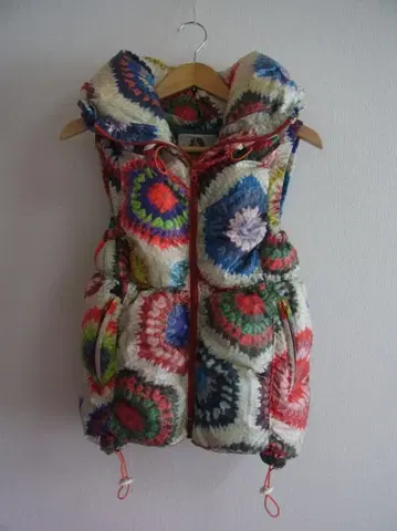 초레어 무차차 아차츄무 무차차 전사 다운 베스트 자켓 1