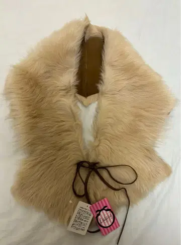 [택 포함 새상품] 무스탕 퍼 스톨 머플러