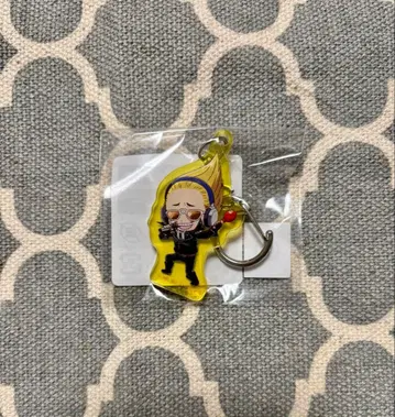 선물 마이크 라운드원 히로아카 비질란테 가챠 키링