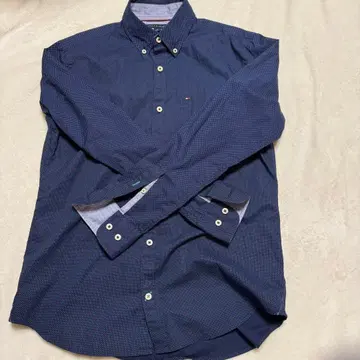TOMMY HILFIGER 네이비 도트 무늬 버튼 다운 셔츠