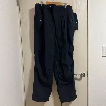 BED J.W. FORD 나일론 파라슈트 팬츠 25ss 블랙