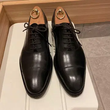 잘란 스리와야 스트레이트 팁 신발