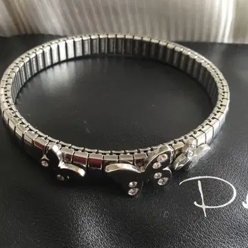 나비 모티브 팔찌 Pepe