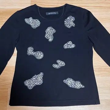 GITALAYA 레오파드 무늬 블랙 긴팔 상의