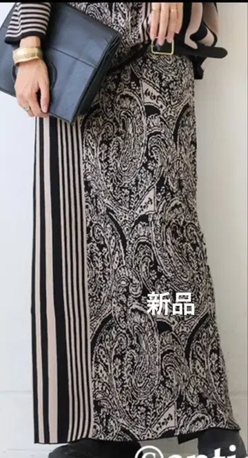 안티카 최종 가격 인하 새상품 오샤레 니트 스커트